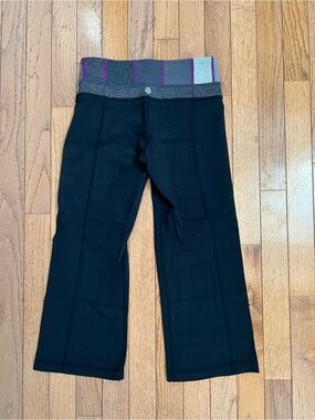 lululemon athletica Black Yoga crop Pants with Striped Waistband